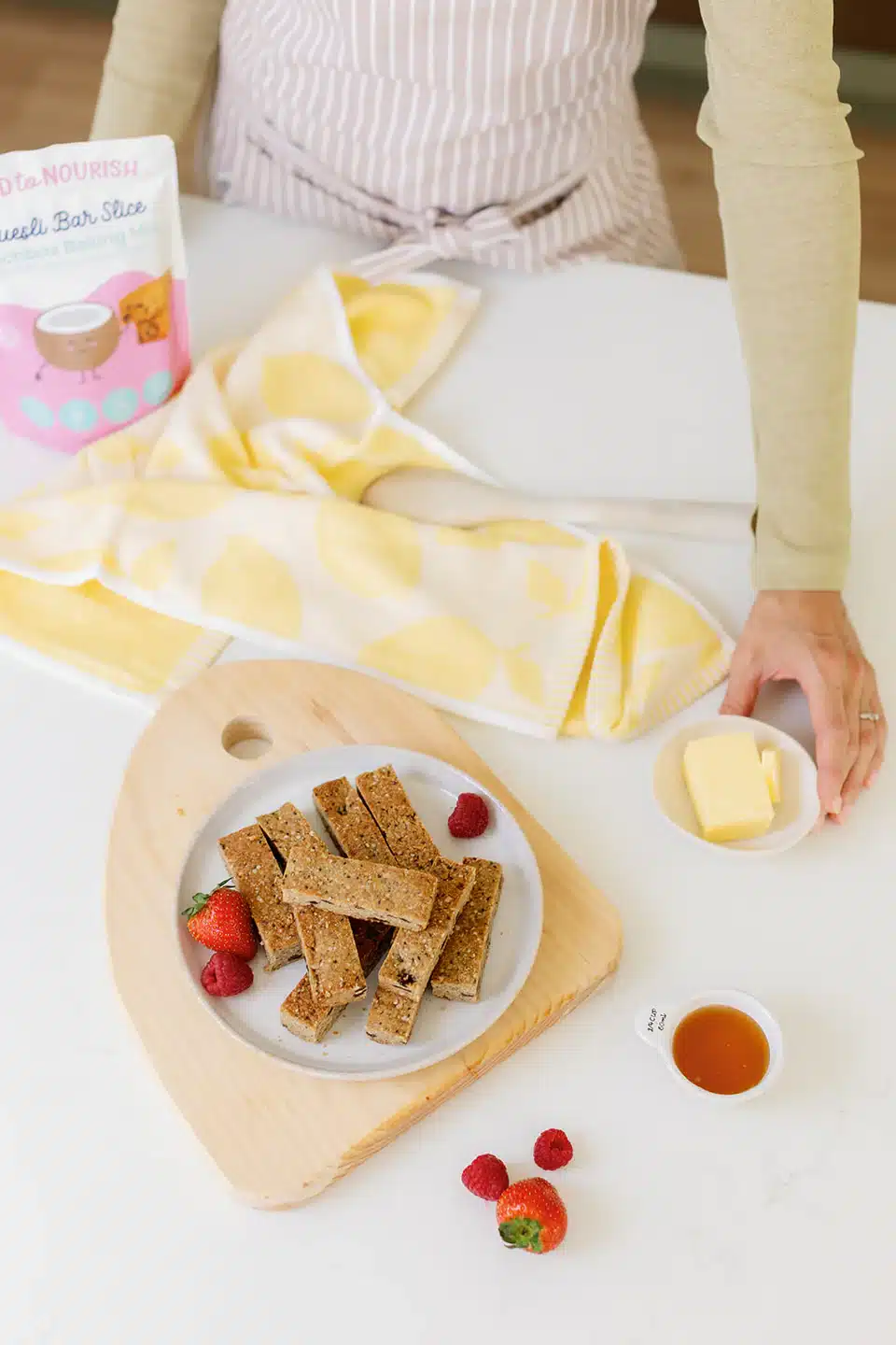 Food To Nourish- Muesli Bar Slice - Image 3